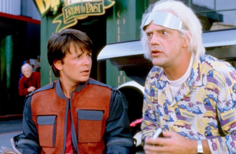 Random: Great Scott! These Splatoon 3 Rewards Sure Look Familiar